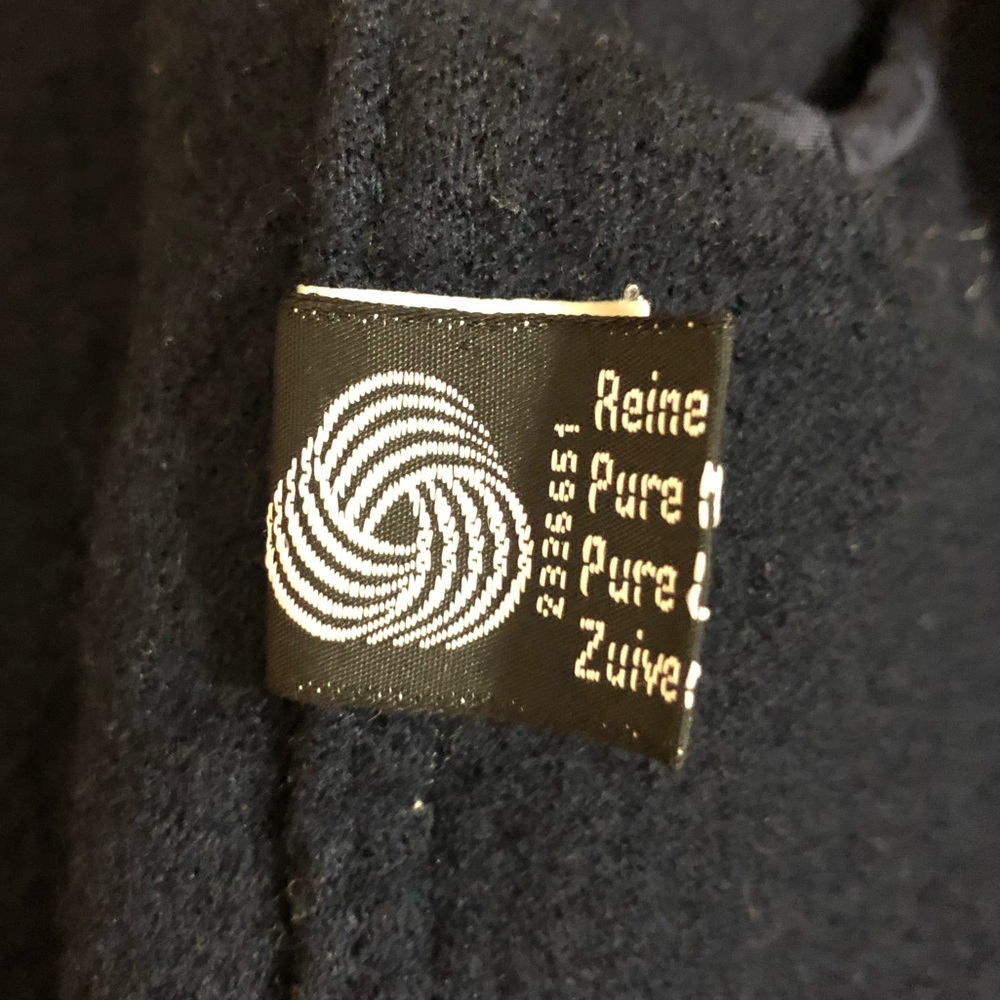 Louis Feraud Blazer - Picture 4 of 6
